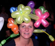flower hat balloon art